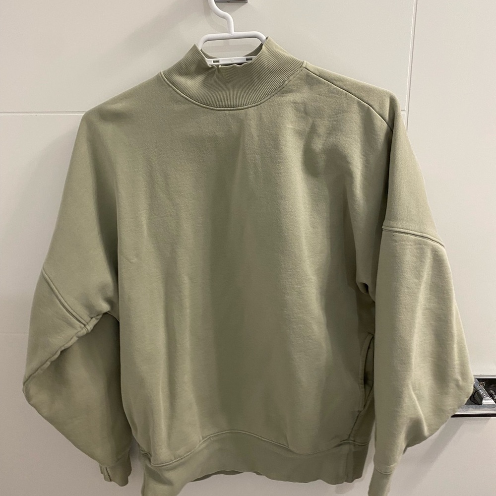 Tna Cozy Green Sweater